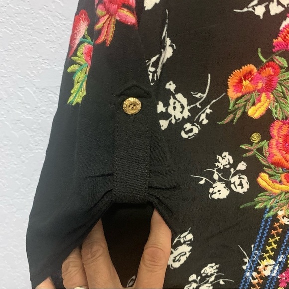 Caleoos Boho Embroidered Pullover Tassel Tie Mixed Print Top - Picture 4 of 8